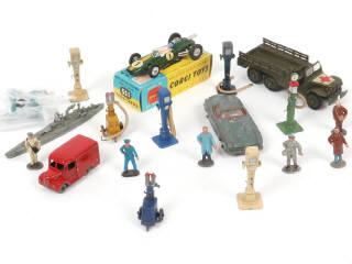 Lot 46 - DIVERS (20)