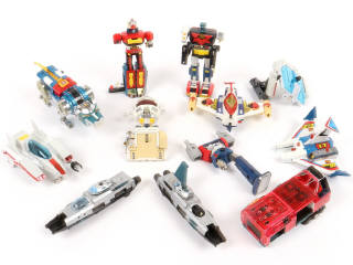 Lot 6 - DIVERS (11)