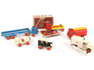 Lot 296 - LEGO (DANEMARK) (6)