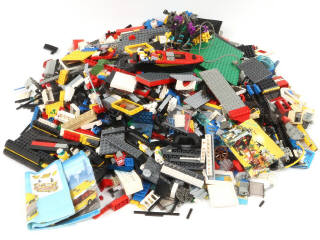 Lot 312 - LEGO (DANEMARK) (150)
