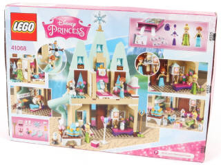 Lot 300 - LEGO (DANEMARK) (1)