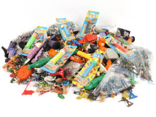 Lot 323 - DIVERS (150)