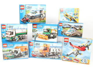 Lot 30 - LEGO (DANEMARK) (8)