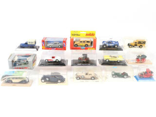 Lot 148 - DIVERS (15)
