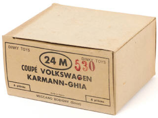 Lot 366 - DINKY TOYS (FRANCE) (1)