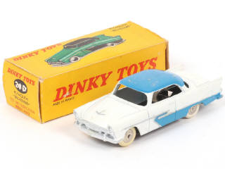Lot 396 - DINKY TOYS (FRANCE) (1)