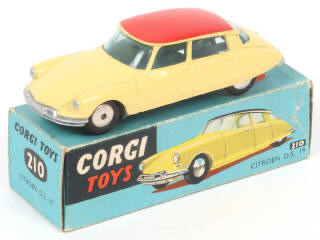 Lot 152 - CORGI TOYS (GB) (1)