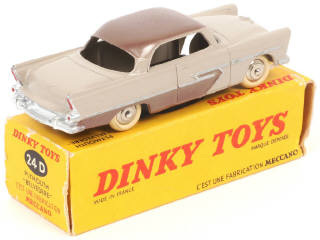 Lot 397 - DINKY TOYS (FRANCE) (1)