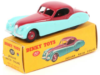 Lot 276 - DINKY TOYS (GB) (1)