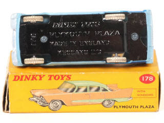 Lot 285 - DINKY TOYS (GB) (1)