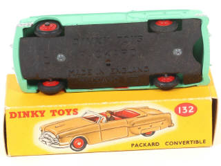 Lot 275 - DINKY TOYS (GB) (1)