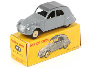 Lot 409 - DINKY TOYS (FRANCE) (1)