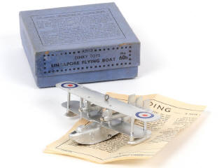 Lot 338 - DINKY TOYS (GB) (1)