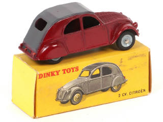 Lot 413 - DINKY TOYS (FRANCE) (1)