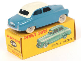 Lot 414 - DINKY TOYS (FRANCE) (1)