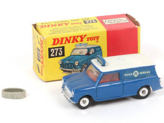 Lot 296 - DINKY TOYS (GB) (1)