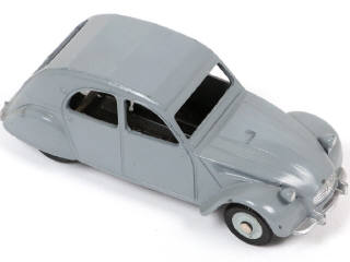 Lot 361 - DINKY TOYS (FRANCE) Série JUNIOR (1)