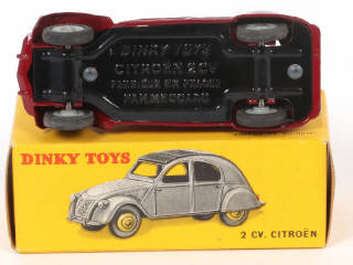 Lot 411 - DINKY TOYS (FRANCE) (1)