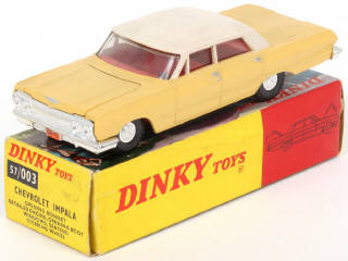 Lot 304 - DINKY TOYS (GB) (1)