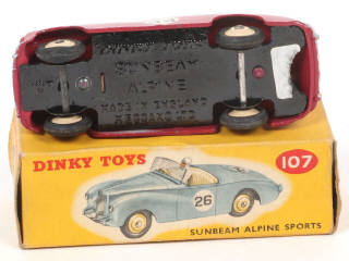 Lot 269 - DINKY TOYS (GB) (1)