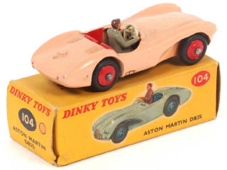 Lot 267 - DINKY TOYS (GB) (1)