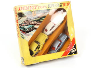 Lot 317 - DINKY TOYS (GB) (1)