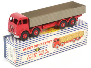 Lot 324 - DINKY TOYS (GB) (1)