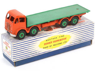 Lot 326 - DINKY TOYS (GB) (1)