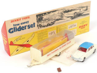 Lot 315 - DINKY TOYS (GB) (1)