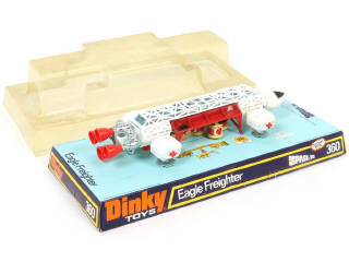 Lot 322 - DINKY TOYS (GB) (1)