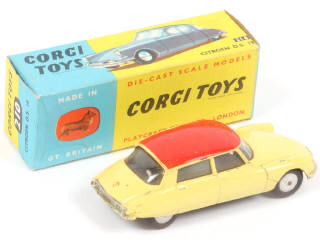 Lot 222 - CORGI TOYS (GB) (1)