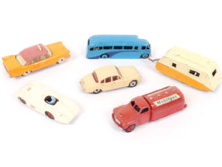 Lot 334 - DINKY TOYS (GB) (6)