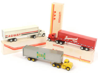 Lot 175 - WINROSS (USA) (3)