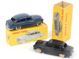 Lot 366 - DINKY TOYS (FRANCE) (2)