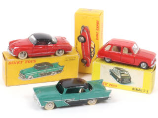 Lot 371 - DINKY TOYS (FRANCE) (3)