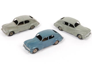 Lot 375 - DINKY TOYS (FRANCE) (3)