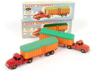 Lot 367 - DINKY TOYS (FRANCE) (2)