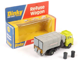 Lot 327 - DINKY TOYS (GB) (1)