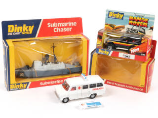 Lot 331 - DINKY TOYS (GB) (3)