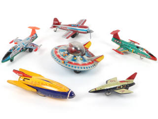 Lot 61 - DIVERS (6)