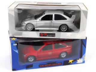 Lot 65 - UT MODELS (CHINE) (2)