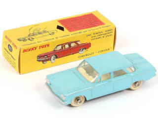 Lot 328 - DINKY TOYS (FRANCE) (1)