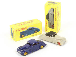 Lot 104 - RILITOYS (USA) (2)