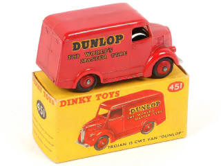 Lot 306 - DINKY TOYS (GB) (1)