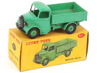 Lot 307 - DINKY TOYS (GB) (1)