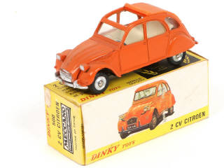 Lot 277 - DINKY TOYS (FRANCE) (1)