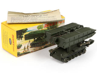 Lot 286 - DINKY TOYS (FRANCE) (1)