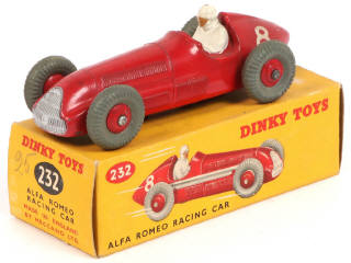 Lot 230 - DINKY TOYS (GB) (1)