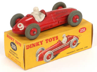 Lot 229 - DINKY TOYS (GB) (1)