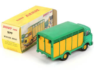 Lot 282 - DINKY TOYS (FRANCE) (1)